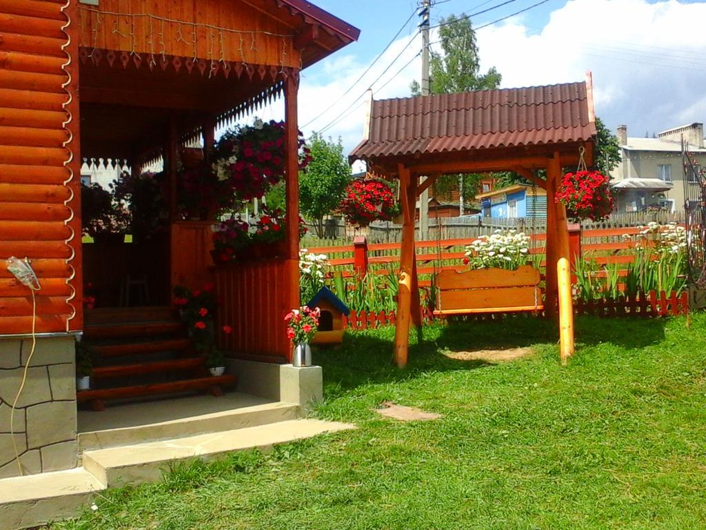 Romashka Guest House Yablunytsya Εξωτερικό φωτογραφία
